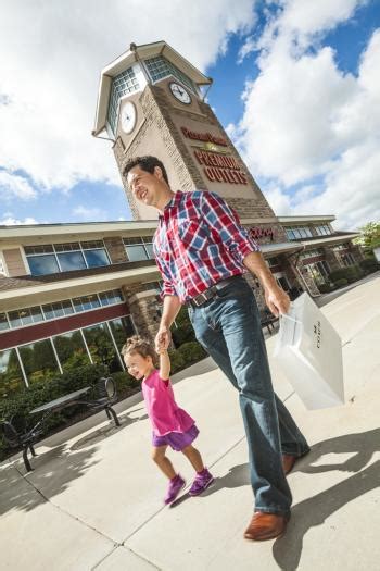 kenosha premium outlet mall.